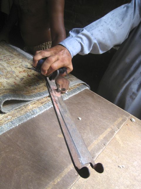 Trimming Rugs