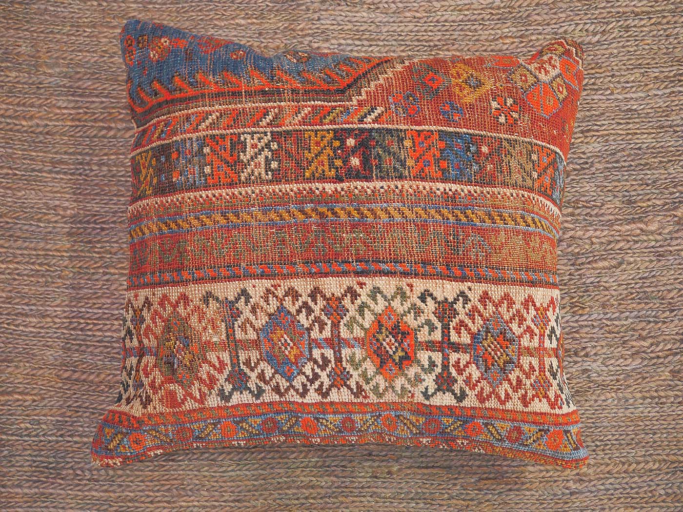 Qashqai Pillow