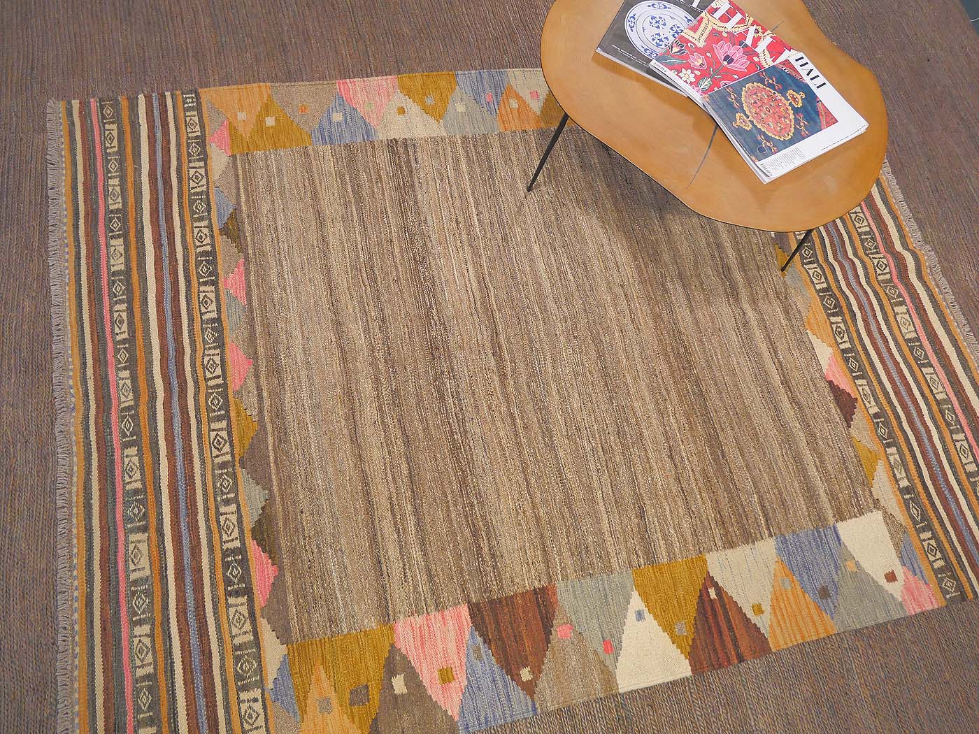Caravan Kilim