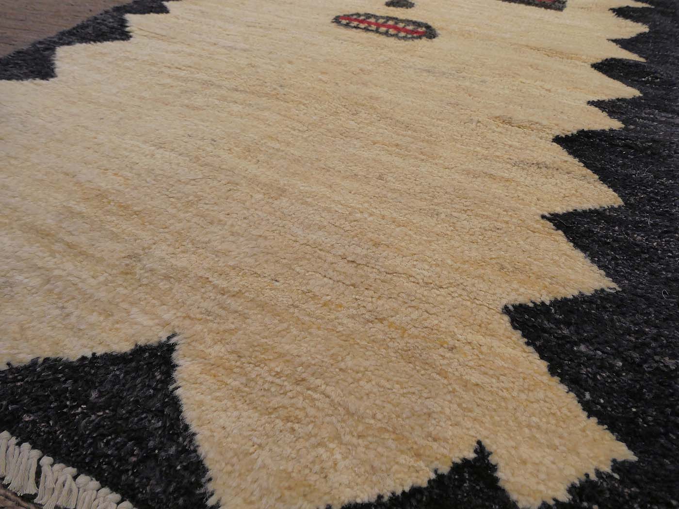 Gabbeh Guy - Image 6