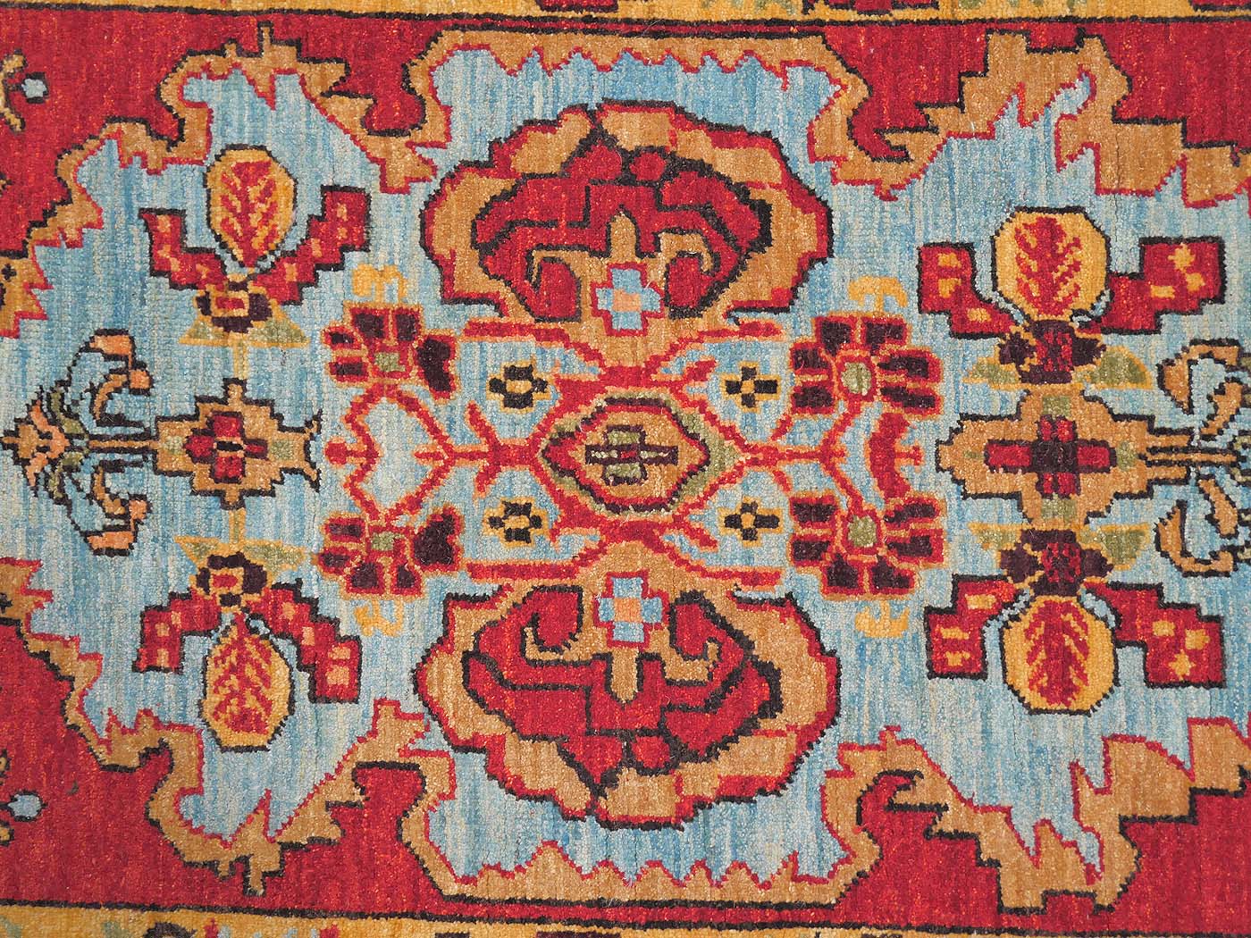 Heriz Runner - Image 5